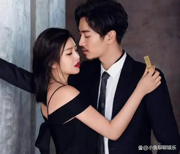 陈妍希晒美照过七夕深情表白陈晓你快乐所以我快乐