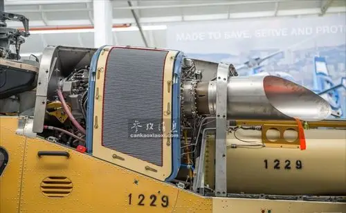 涡轴发动机侧面特写.