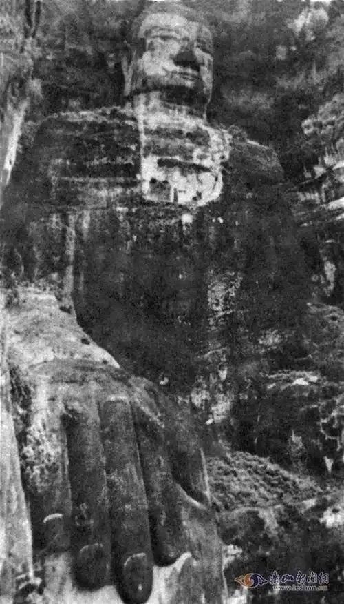 赶快收藏!百年光影记录乐山大佛容颜变迁