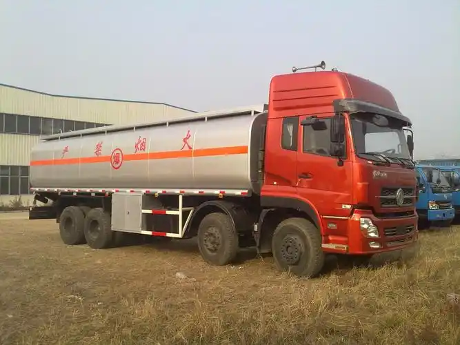 油罐车.jpg