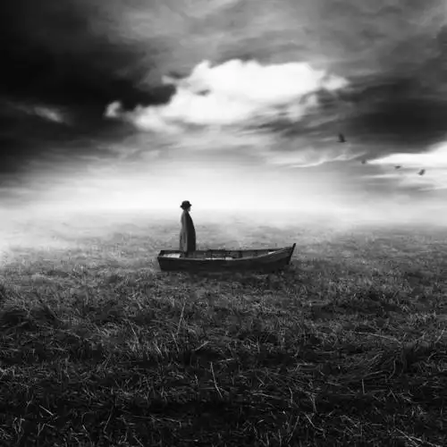 观念摄影:超现实黑白