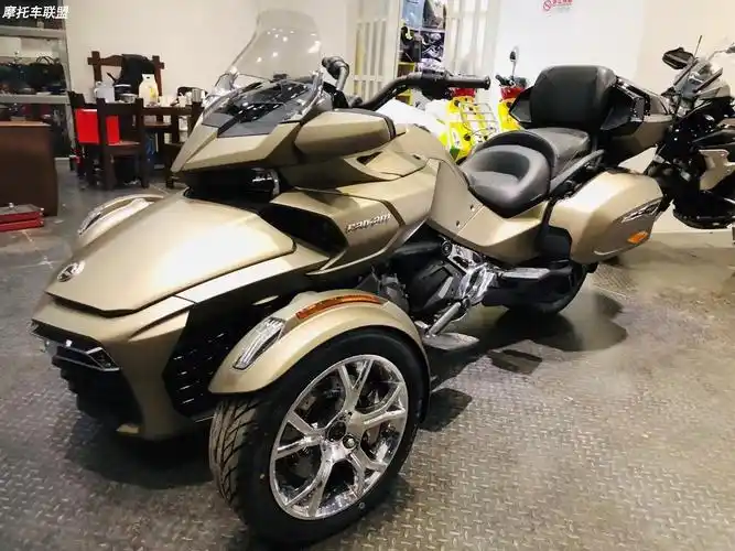 【北京冠军车行】【大贸专营】大贸 2021 庞巴迪 spyder-f3