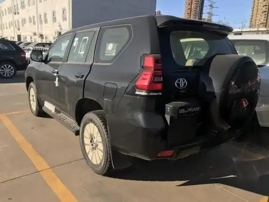 2022款丰田普拉多4000重磅回归预定60万