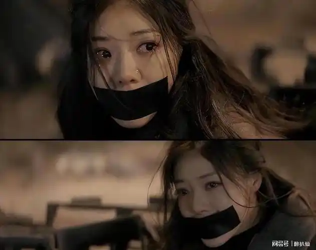 同样是绑架戏杨幂像拍写真邓家佳眼技牛关晓彤豁出去了
