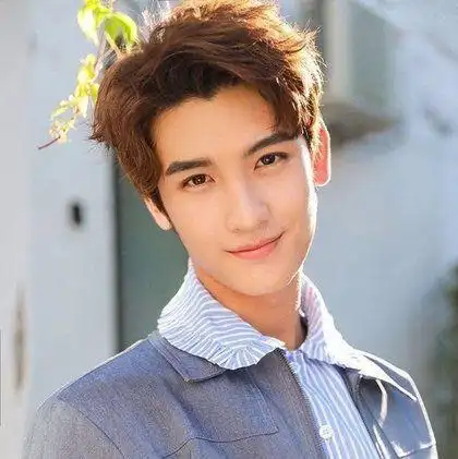 男生长脸如何选发型 流行款男生短发这几款长脸也能梳