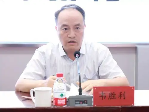 【农商银行动态】长垣农商银行召开案件风险防控工作会议_杨学斌