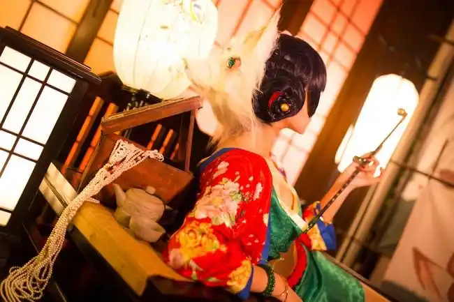 白蛇缘起宝青坊老板狐狸cos预告