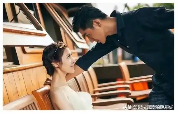 后来王倩一为了乔振宇拍戏,主动放弃了做演员拍戏,在家相夫教子,做个