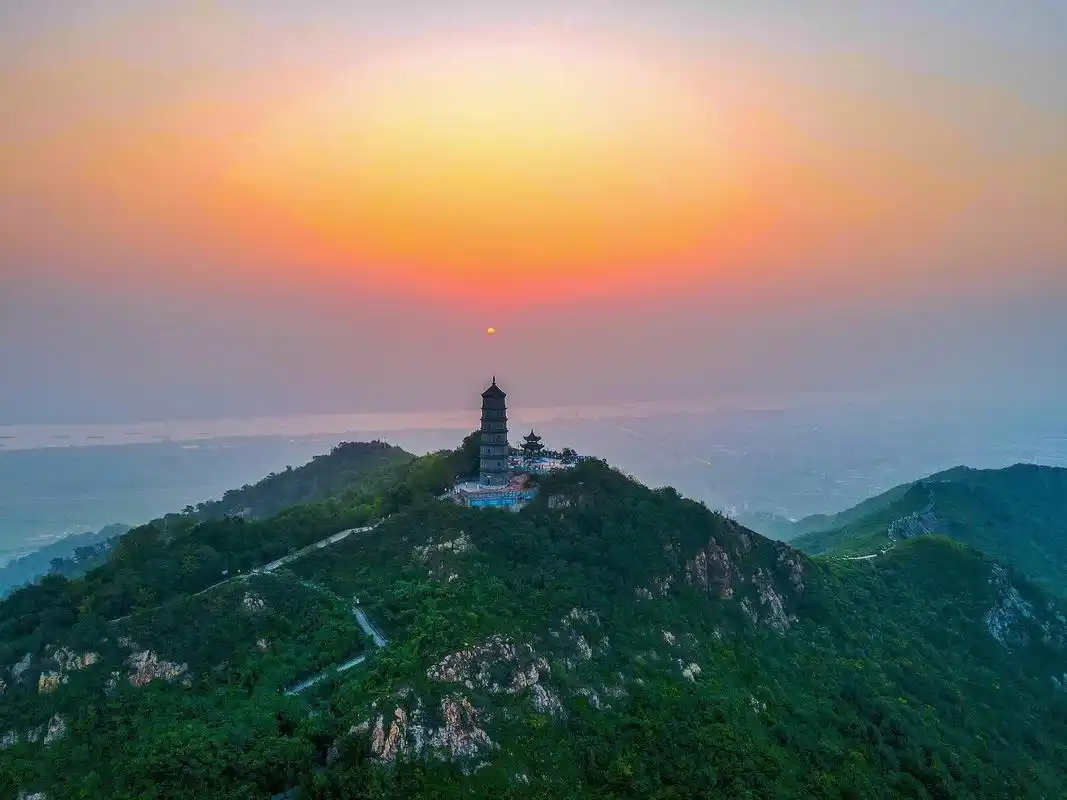 一日之计在于晨,来镇江新区圌山看一次日出吧