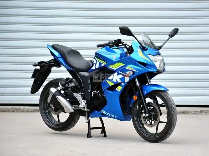 轻骑铃木跨骑2017款gixxer sf150