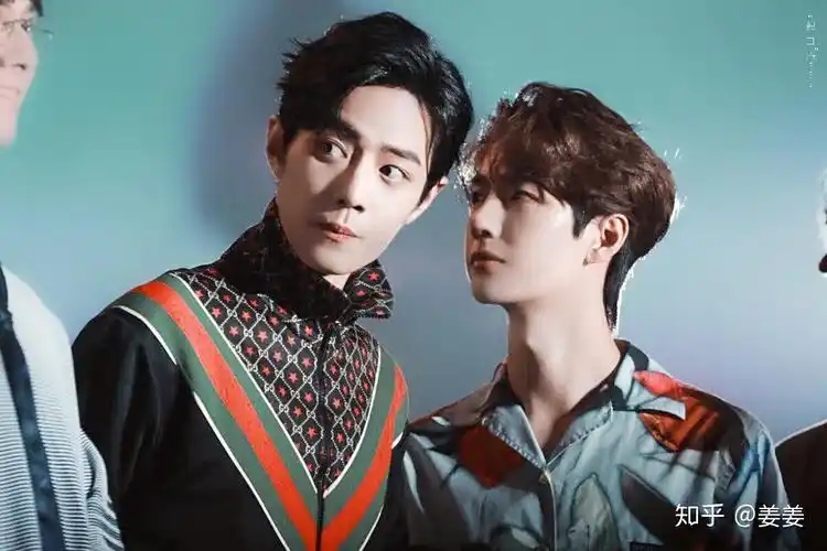 想要几张肖战和王一博的合照,有吗?