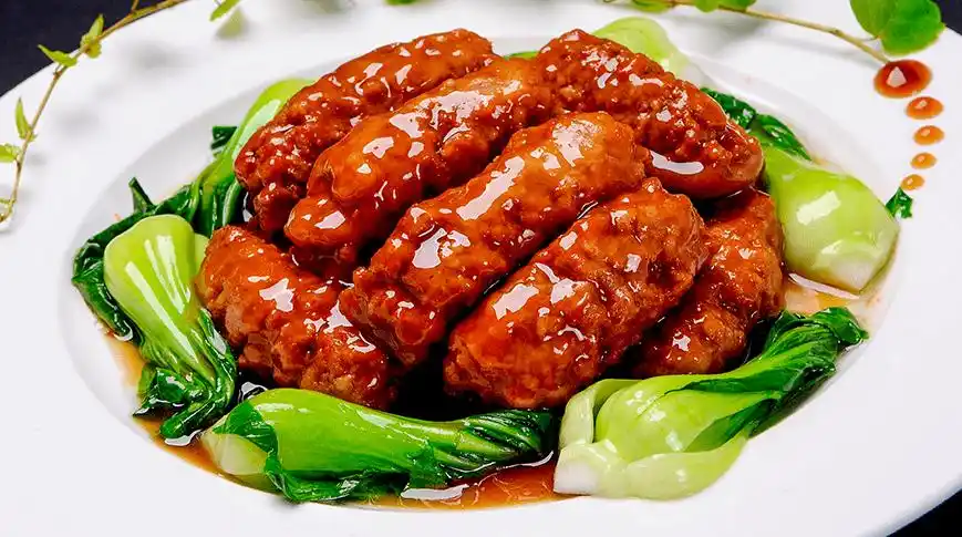 红酥肉向塘土鸡雄鱼头烧豆腐清蒸大闸蟹2021年南昌市"十大名小吃"名单