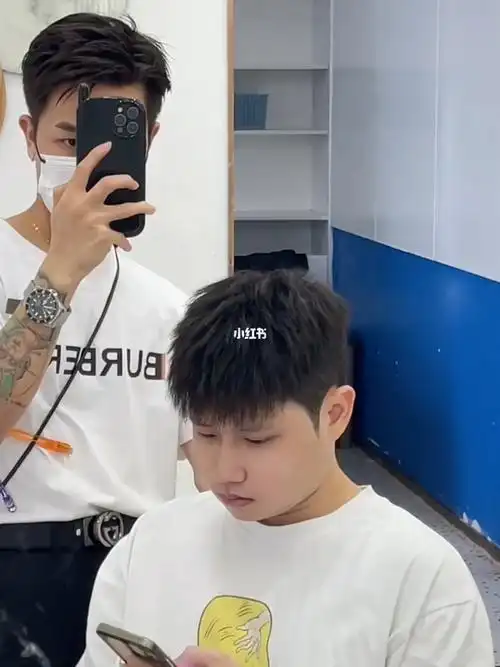 简单帅气立体短碎盖 长度5cm即可 #深圳烫发  #男生发型  #男士发型