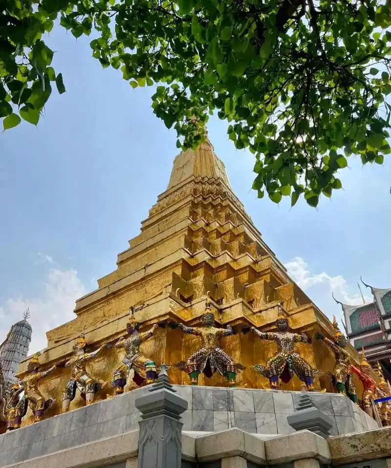 曼谷大皇宫,又称大皇宫,是泰国(暹罗)王室的皇宫 - 抖音