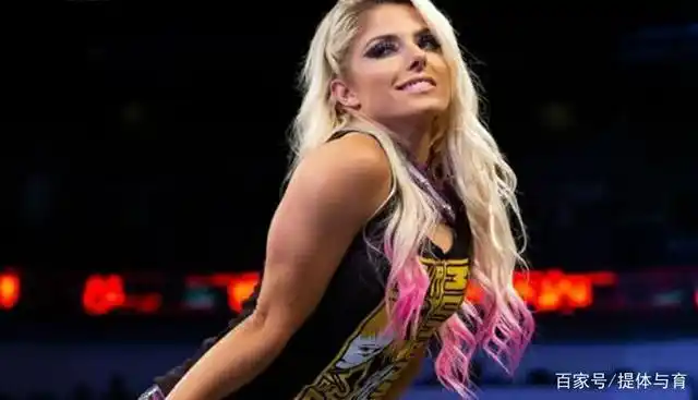 阿莱克萨·布里斯(alexa bliss)是近几年来在wwe极速上升的一位女子组