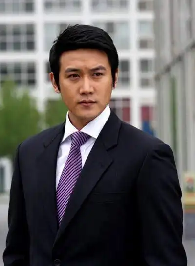 44岁陆毅近照曝光,脸颊胖了好几圈,脖子消失了,成了油腻大叔__财经