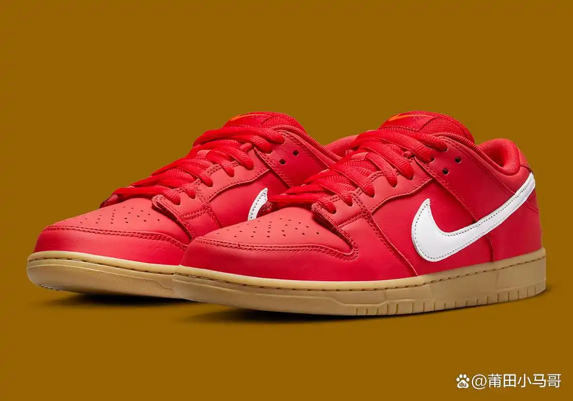 nike sb dunk low 加入"university red"橙色标签系列