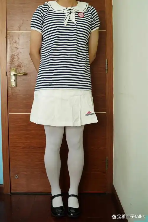 芙蓉区小学女生夏季校服