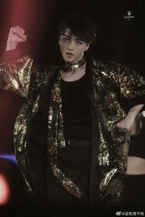 刺猬##王俊凯电影万里归途##迪奥中国旷野男士香水系列代言人王俊凯