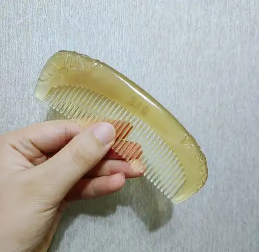谭木匠羊角梳