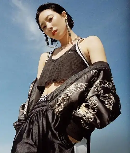 敲碗成功!女团mamamoo新歌《hip》编舞老师是lia kim