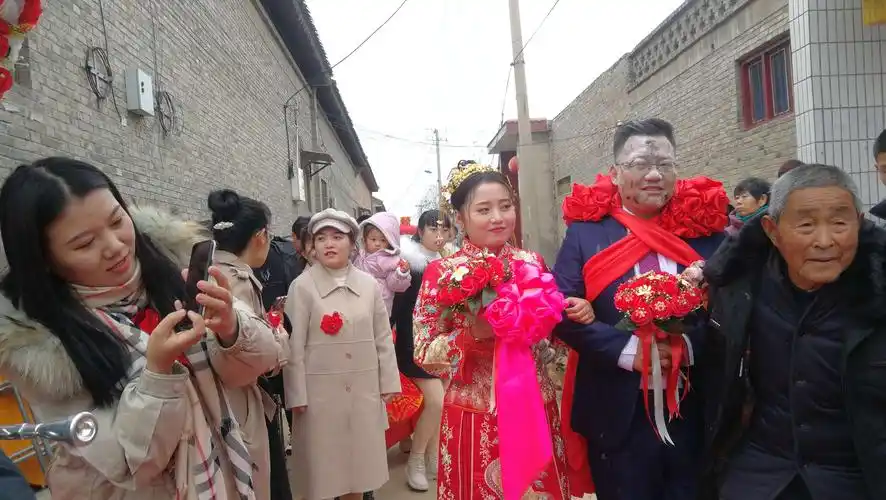平陆农村结婚热闹又好奇