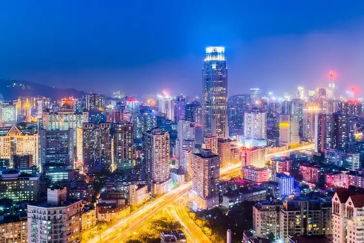 打造下一个"珠江新城" 广州第二cbd(也称中央商务区) 东至开发大道,南