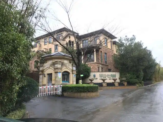 保利半山国际(别墅)