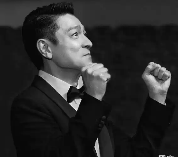 原创马不停蹄地开拍新戏刘德华这个岁数这个地位为什么这么拼