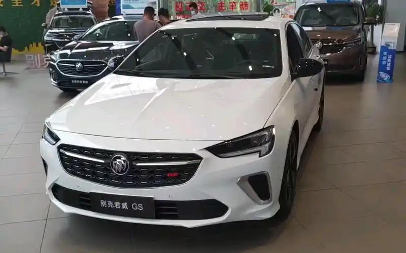 [暴傻vlog]进店看车-别克君威gs 象牙白_哔哩哔哩_bilibili