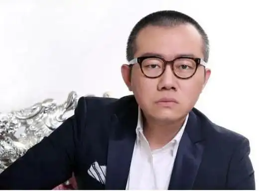 人前一套,背后一套,是时候给"假仁假义"的涂磊,"扒层皮"了