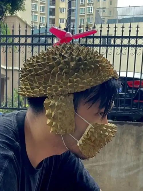 兄妹日常  #口罩  #摩托车头盔  #搞笑的日常  #兄妹