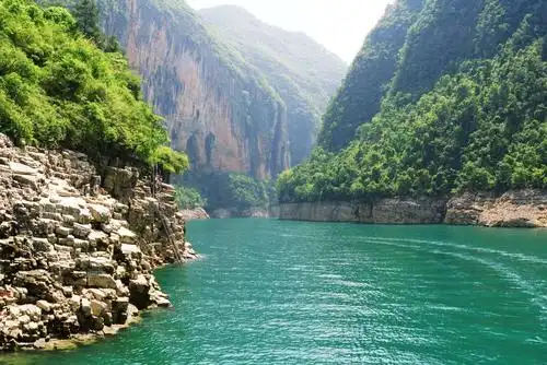 写美篇小三峡,即小三峡旅游风景区,1991年被评为"中国旅游胜地四十佳