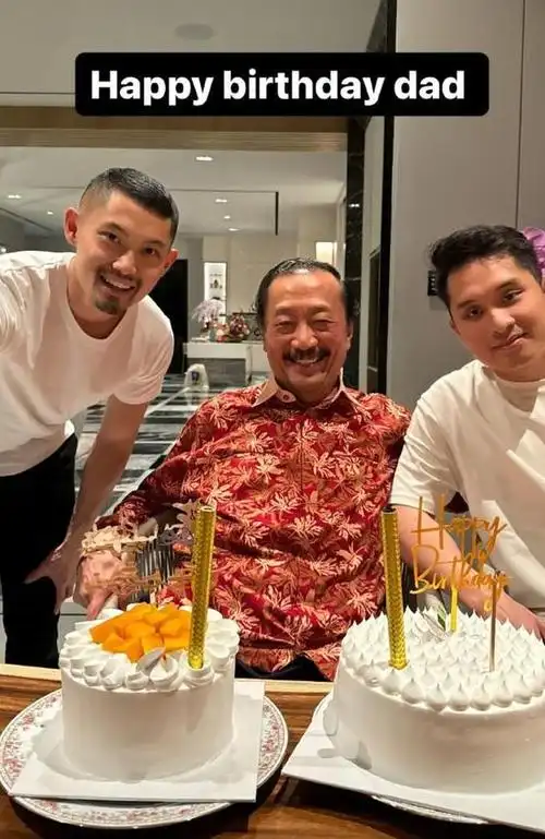 朱丽倩舅舅庆寿刘德华小姨子穿绿裙抢镜陈志远两儿子超帅气