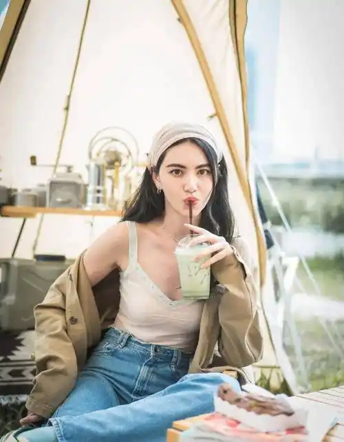 泰星mai最美的旅行穿搭模板也是她泰最in带货女王