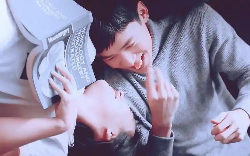 【卡壳夫妇 ‖ 马思纯x白敬亭】沙发吻78花絮正片混剪(我仿佛看了个