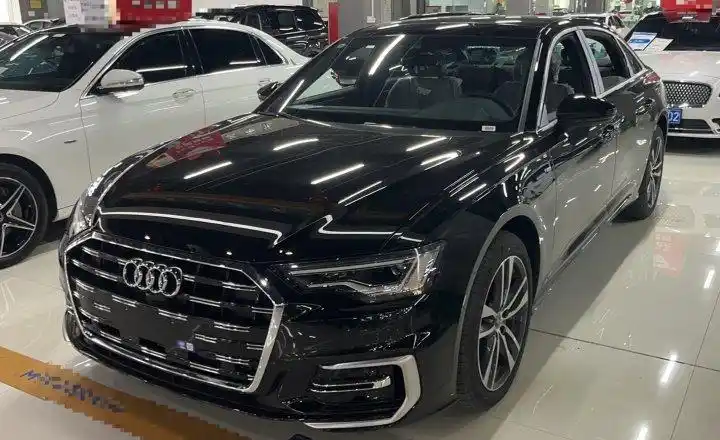 奥迪a6l 2023款 40 tfsi 豪华动感型