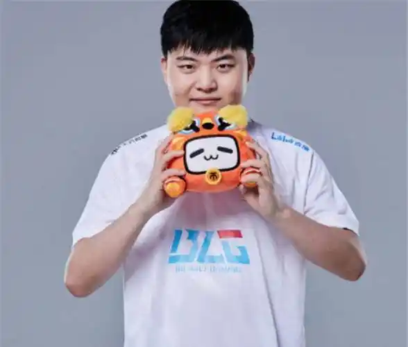 宁狮狮都这样说了,证明blg现在真的不重视乌兹,没给这位选手安排训练