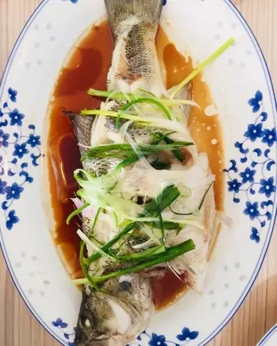 cromit做的超入味清蒸鱼～清蒸鲈鱼桂花鱼(家常独创)