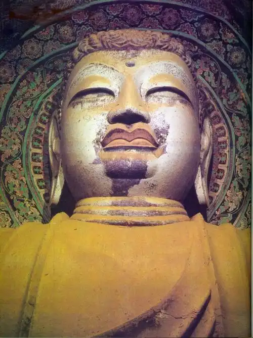 敦煌莫高窟130窟 南大像莫高窟第130窟开凿于盛唐开元,天宝年间,前后