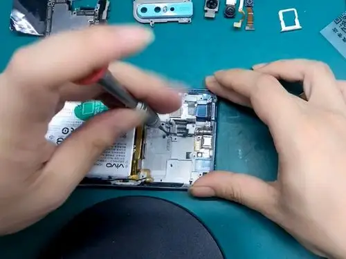 国产手机vivo s1 pro拆解图文教程-电脑维修培训_手机维修培训_笔记本