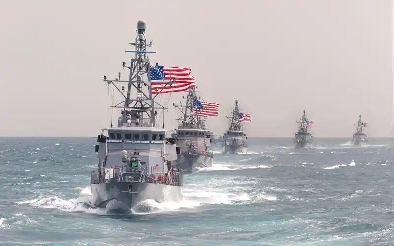 【军事】美国海军舰队接受检阅,拍的像大片!
