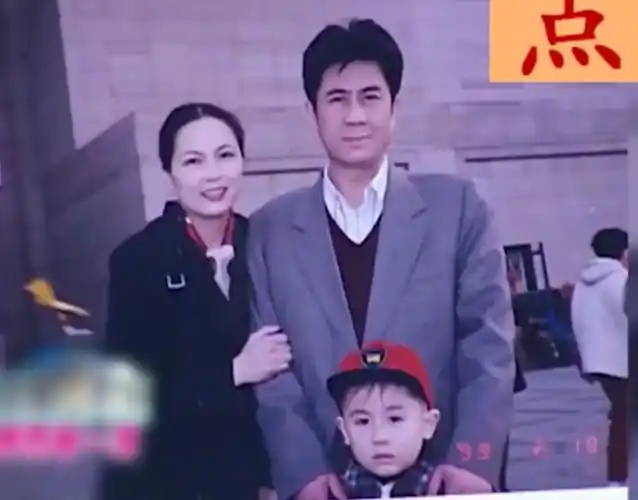 郭凯敏和张芝华离婚21年后,一个娶尤勇前妻,一个嫁画家苦尽甘来