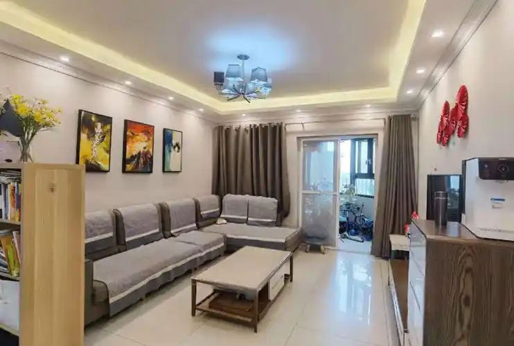 一套185万三室两厅单卫的房子60