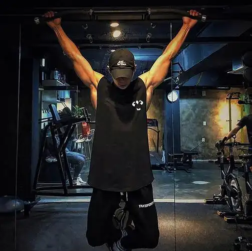 夏健身房肌肉男运动上衣训练服锻炼无袖宽松坎肩撸铁背心衫批发