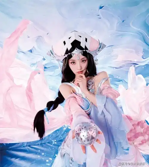 田曦薇cos王者荣耀西施,麻花辫新造型化身锦鲤少女,太美了!