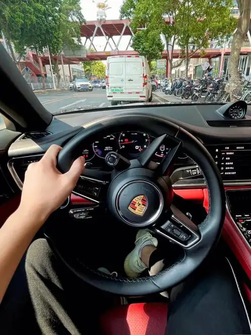 保时捷帕拉梅拉定制420p驾驶实测分享