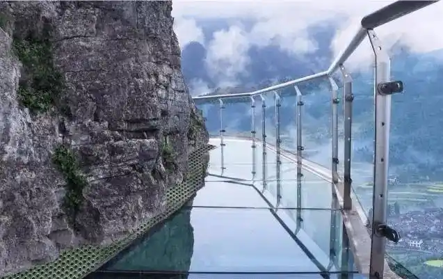 浙江最全的玻璃栈道攻略,够胆你就来!