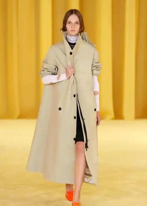 prada走秀,prada2021春夏时装