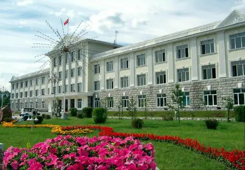 图强林业局办公楼